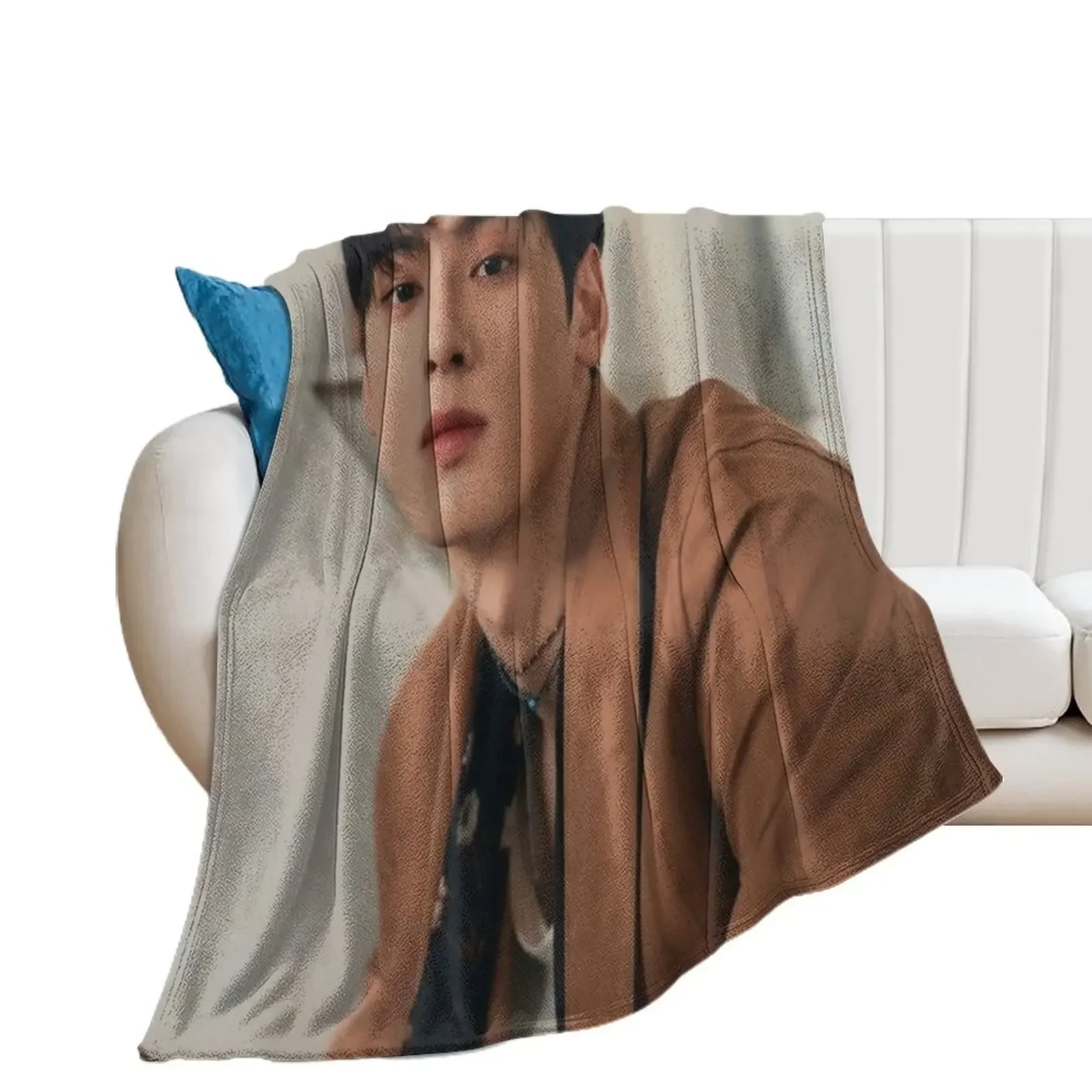 Astro Cha Eun-woo Throw Blanket blankets and throws Shaggy Softest Luxury St Blankets