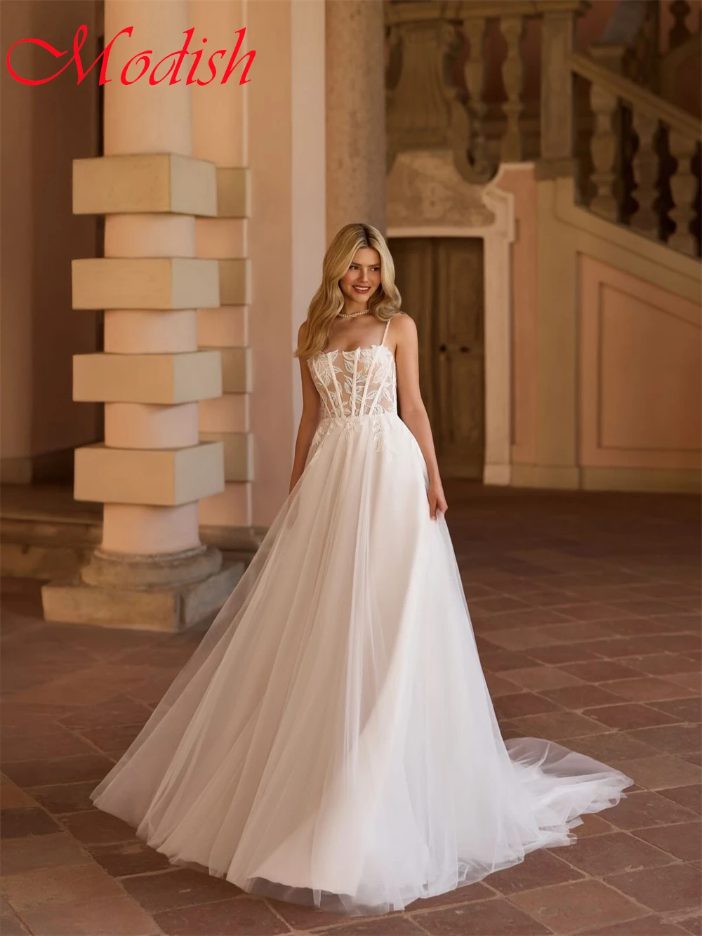 فستان زفاف من الأورجانزا الأبيض الناعم حسب الطلب بياقة مربعة رسمية بدون أكمام فستان زفاف بوهو على شكل حرف a ذيل محكمة فيستدو دي نوفيا