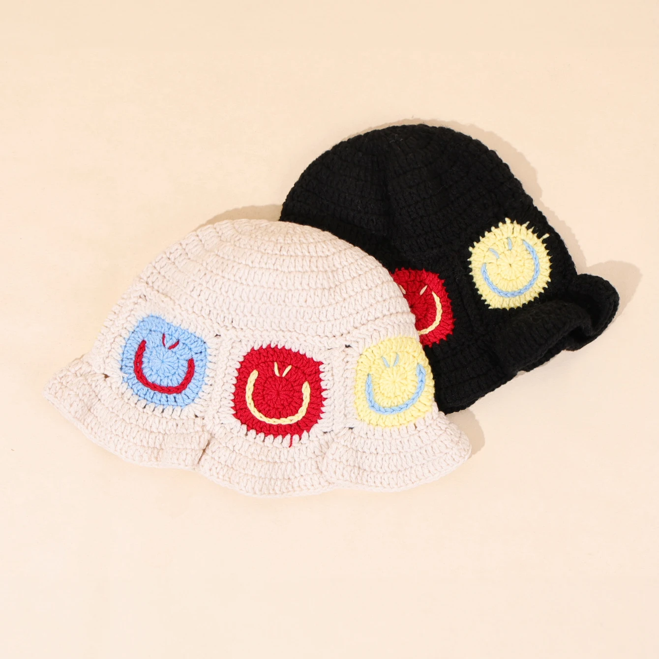 Autumn/Winter Handmade Knitted Basin Hat with Smiling Cute Expression Fisherman's Hat Versatile Warm Ear Protection Knitted Hat