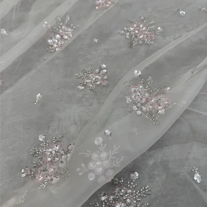 新しいハイエンドのカスタムメイドのシルクオーガンザの頑丈な刺繍生地サマードレスと衣類