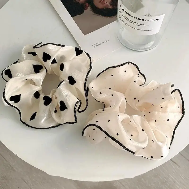 1 Stück minimalistische, süße Stoff-Haargummis für Damen, mit Herz-, Blumen- und Punktmuster, elastische Haarschleifen, Accessoires – Detail 8