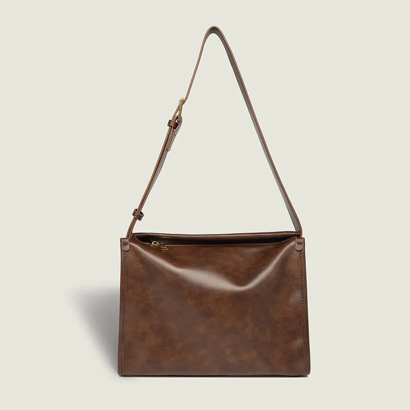 

2026 New Casual Commuting High-end PU Leather Large Capacity Shoulder Underarm Bag Fashion Street Trend Multifunctional Bucket B