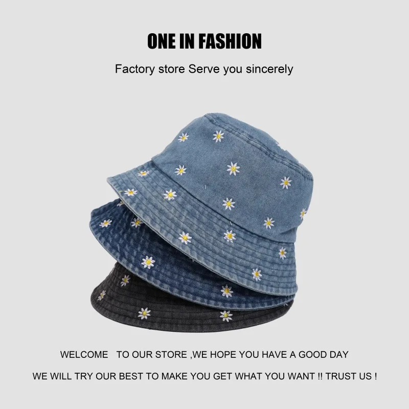 Couple's sunshade daisy embroidery double-sided fisherman hat for outdoor sun protection and sunshade