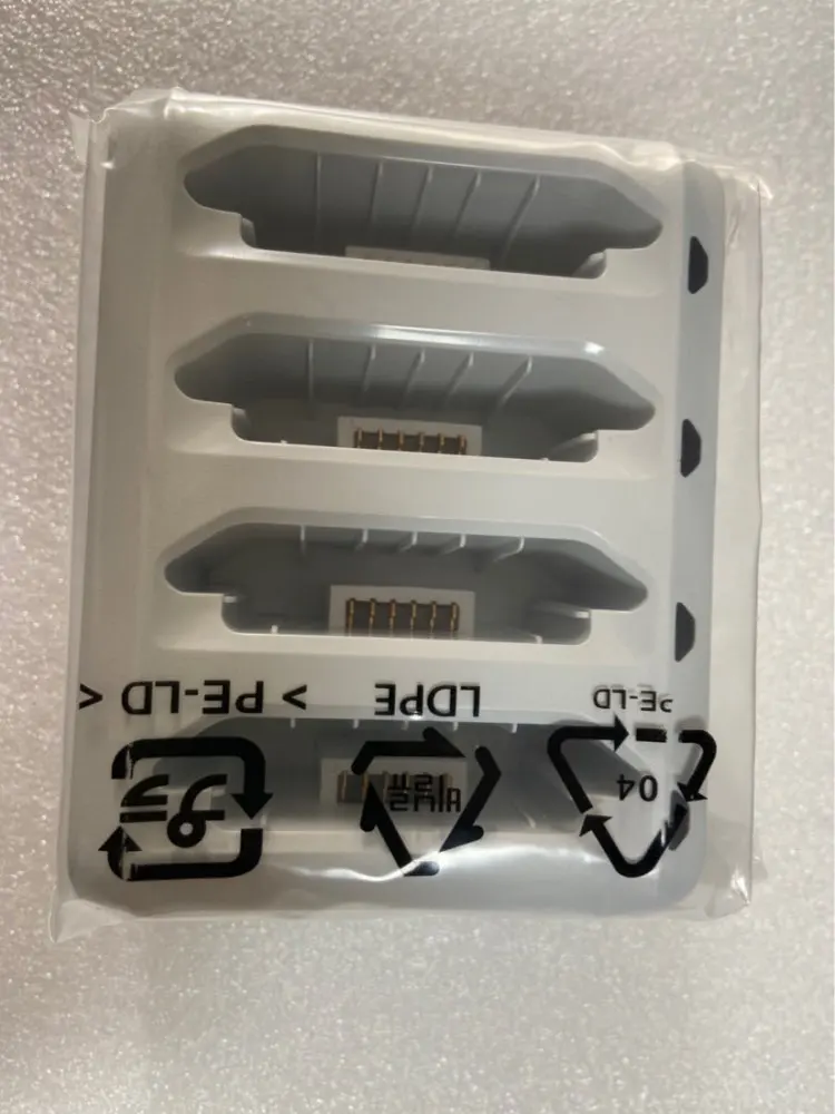 

Symbol SACMC40XX-4 Charger for MC40 MC40N Without Power Adapter White SACMC40XX-4000HC