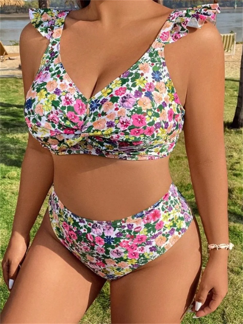 2024 Nieuwe Damesmode Sexy Strandresort Warmwaterbronbadpak Groot Formaat Digitale Print Hoge Taille Sexy Tweedelige Bikini