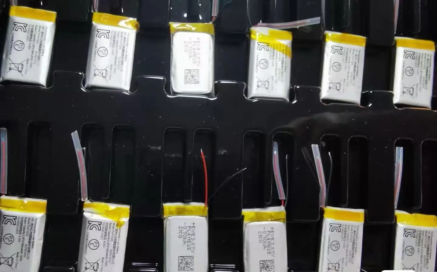 

Новый аккумулятор для часов xiaomi 7 7pro M2129B1/M2130B1/M2140B1 PL411525