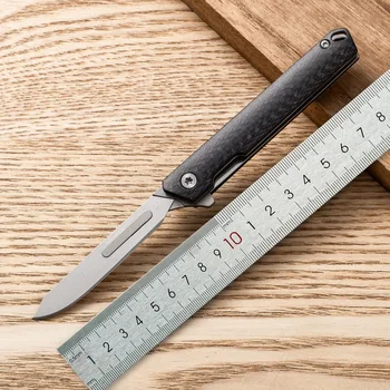 MINI-Klappskalpellmesser, EDC-Allzweckmesser mit Kohlefasergriff und Clip, kompakter Schlüsselanhänger, Boxcutter, inklusive 2 austauschbaren Klingen
