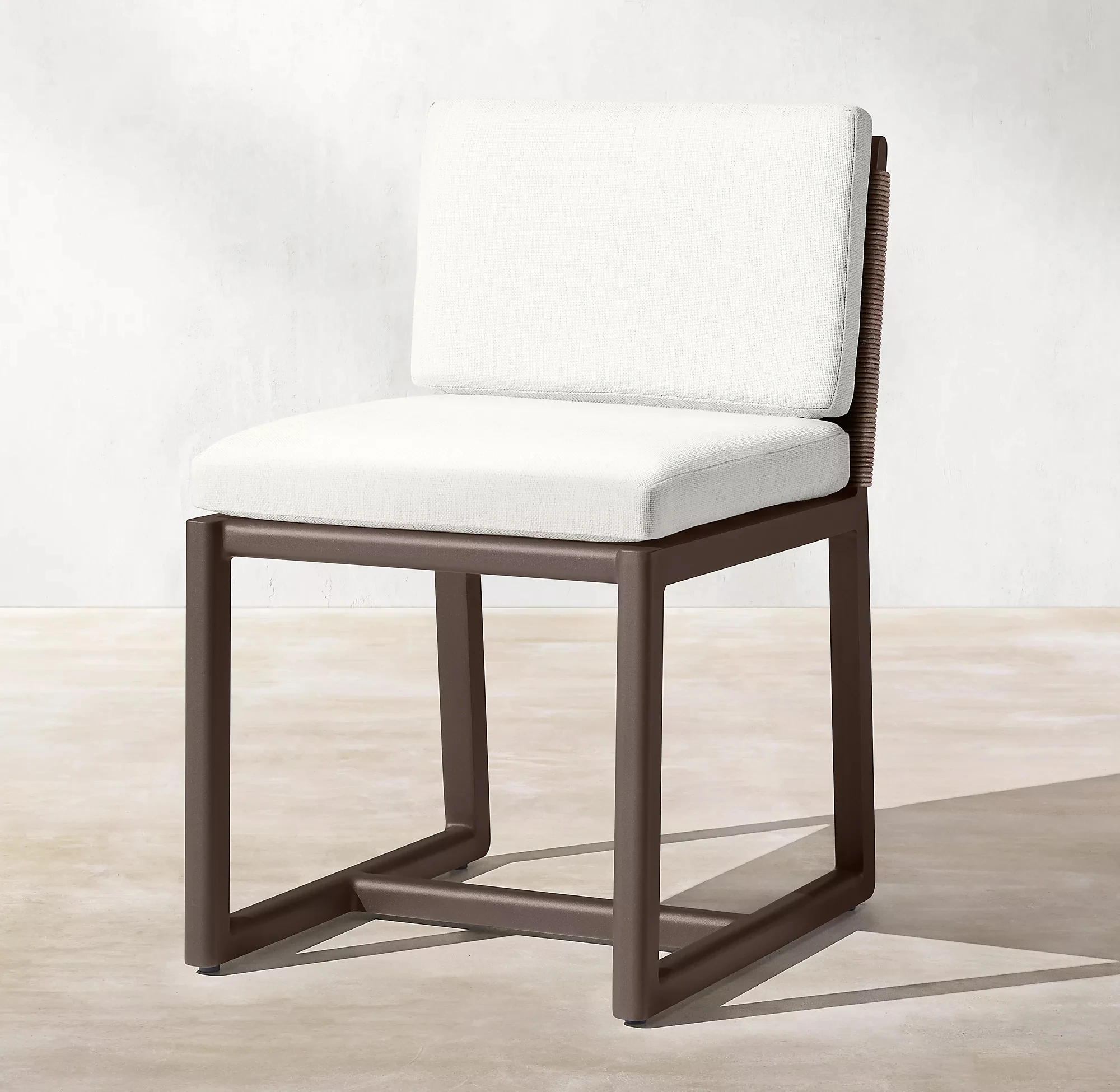 Outdoor Patio Furniture Six Seat All Weather Rattan Backrest Chair Aluminum Luxury Dining Set