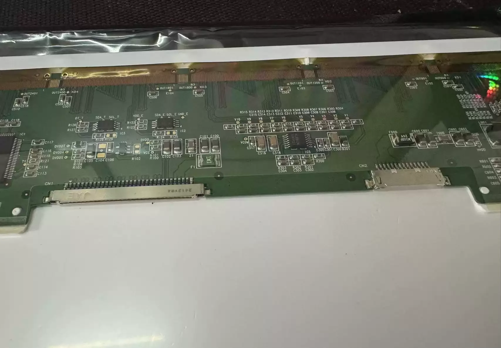 brand new HV150UX2-100  15 inch LED IPS high definition industrial LCD screen 1600 * 1200