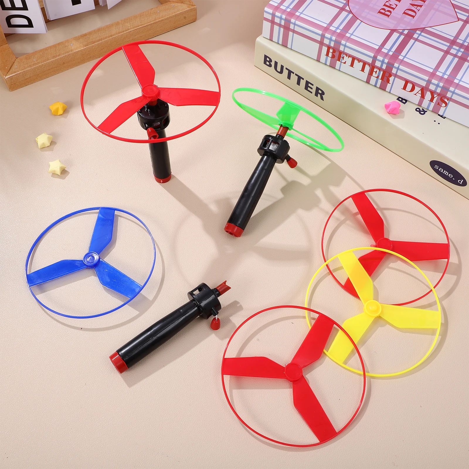

Plastic Flying Saucer UFO Toys Lightweight Pull String Flying Disc Helicopter Child Outdoor Fly Toys Propeller Toy