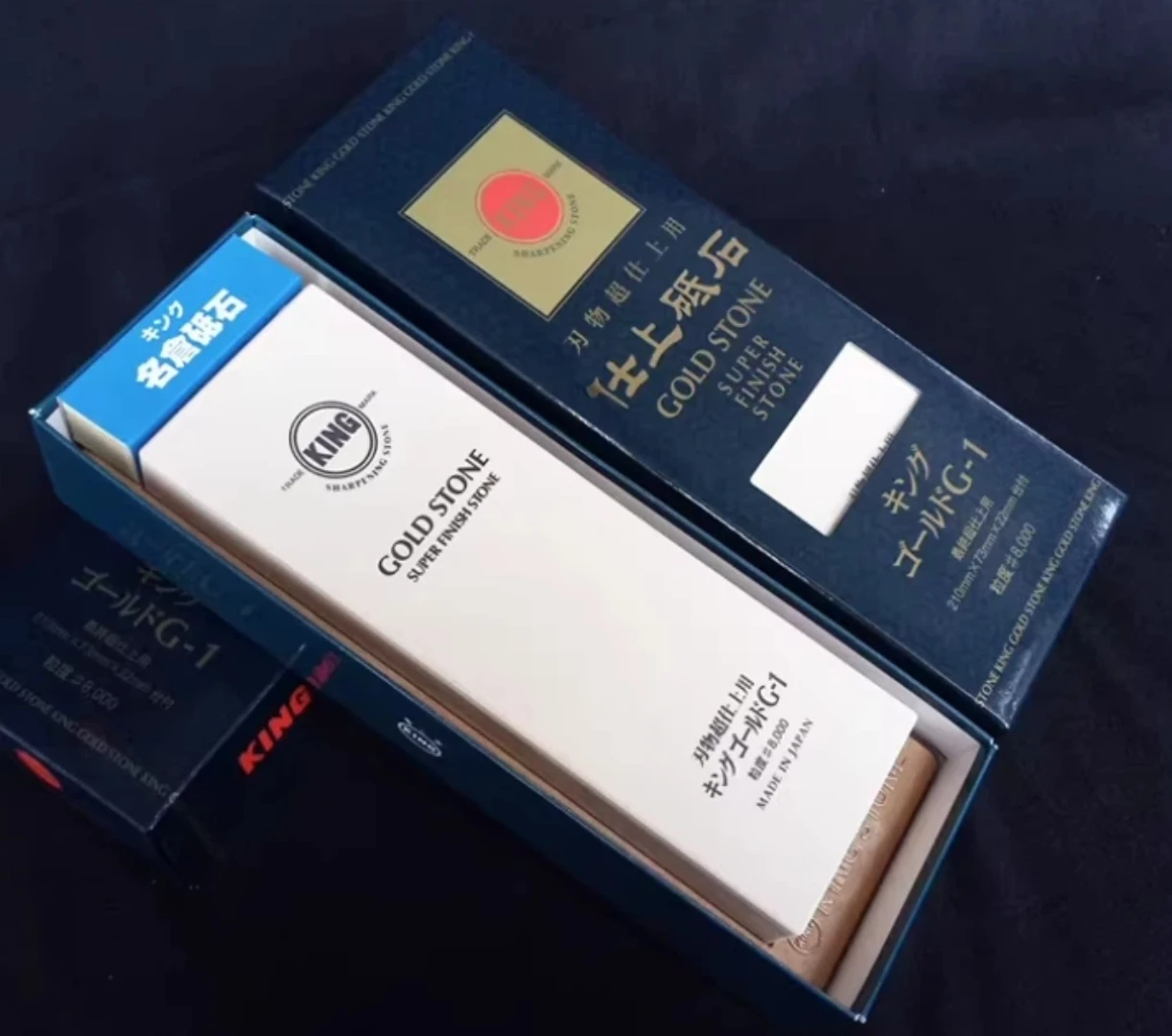 Japanese KING 8000 Grit (G-1) Deluxe Water Stone - Waterstone for Sharpening Made in Japan