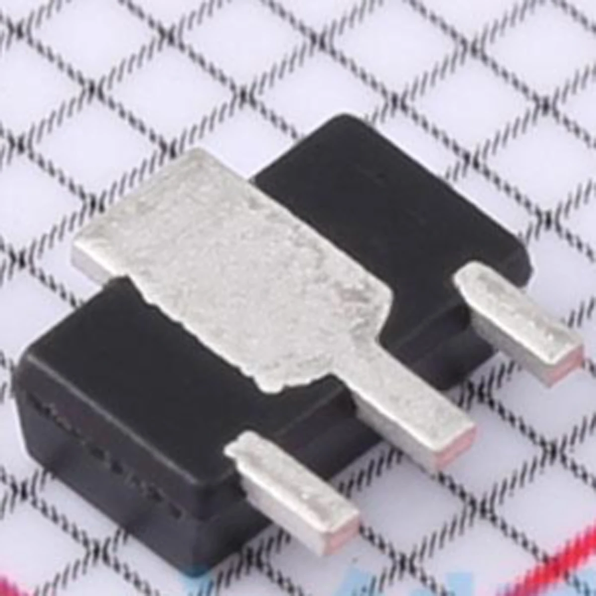 Оригинальная маркировка G33S, регулируемый чип опорного напряжения 100 мА ± 1% 2,5 В ~ 36 В SOT-89-3 AP431SHBRTR-G1 IC VREF SHUNT ADJ