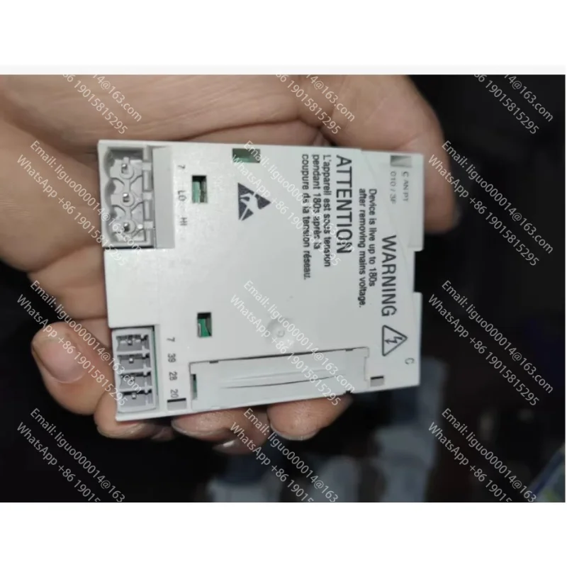Brand new original Used E82ZAFCC010 Luntz inverter IO board module Functional test OK Quick delivery