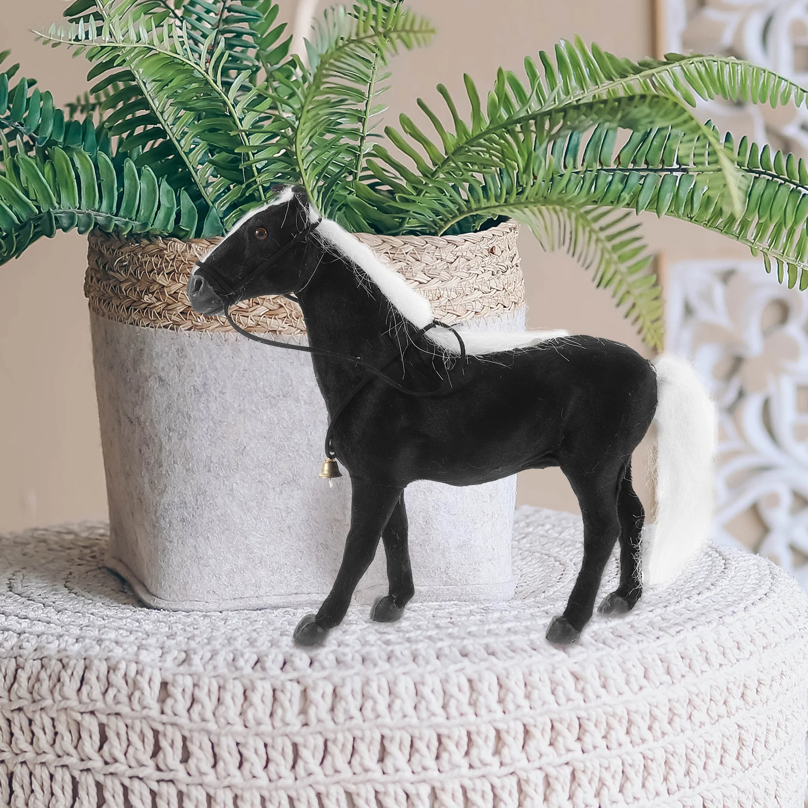 

Simulated Horse Decorations Lifelike Statue Simulation Stylish Model for Home Plastic Animal Ornament Special Figurine