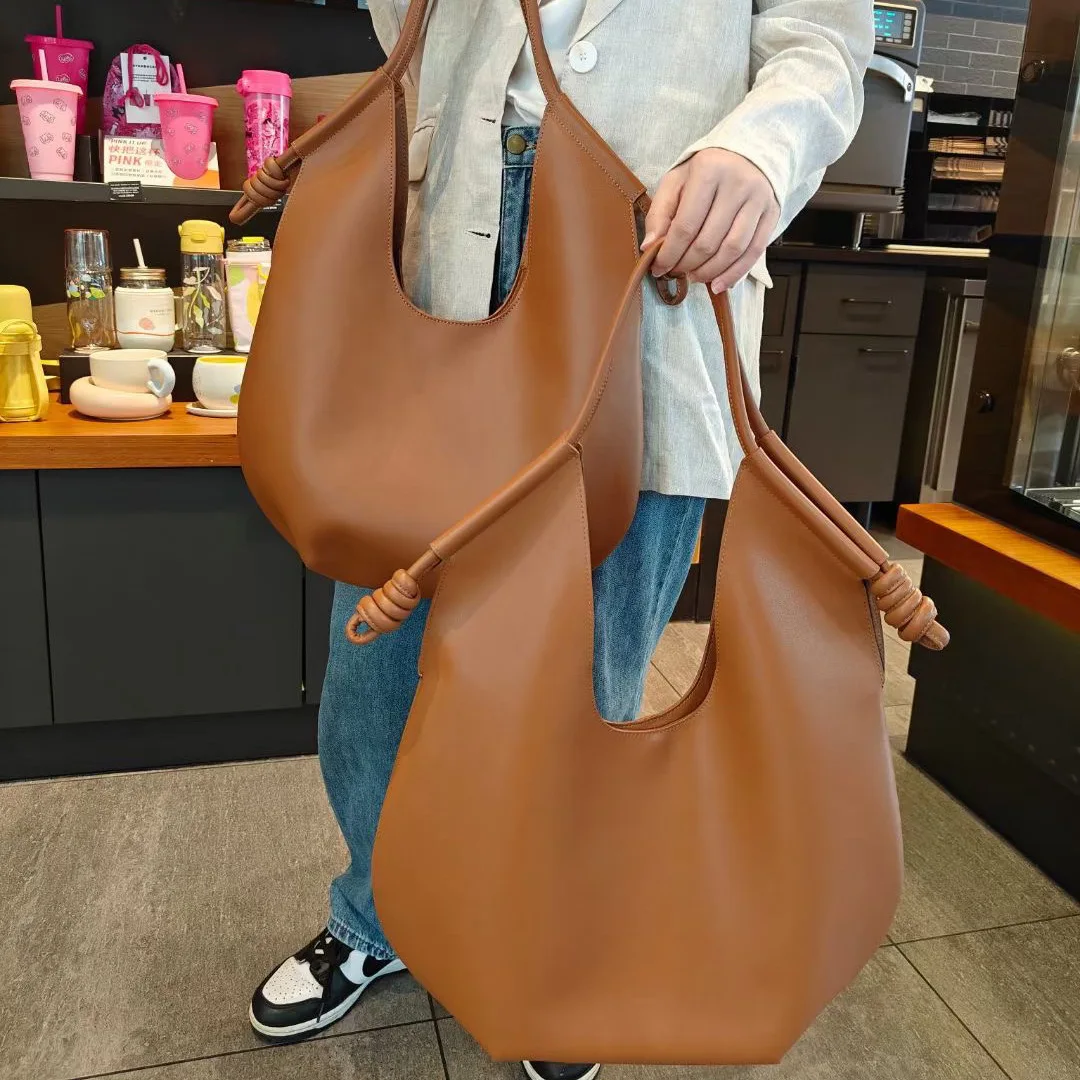 2023 Trendy Women's Genuine Leather Large Bags Designer Brand Ladies Luxury Cowhide Retro Shopping Bag Large Capacity Tote Purse