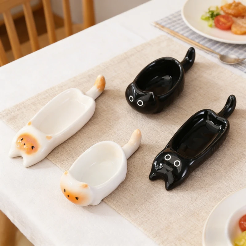 Cute Hand Painted Ceramic Creative Cat Shaped Chopstick Rest Household Soy Sauce Vinegar Hot Pot Dipping Sauce Dishes Tableware