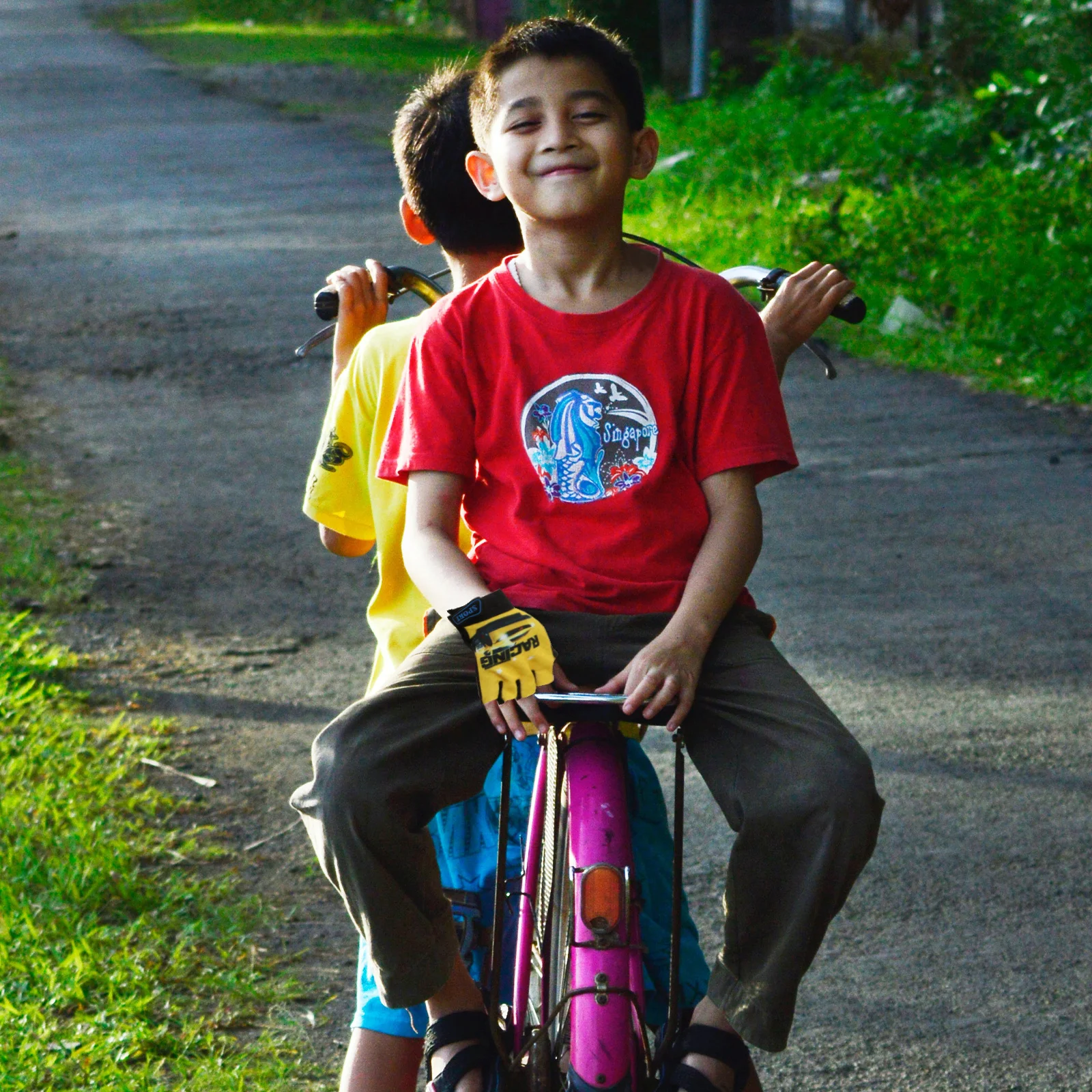 

Yellow Children Cycling Gloves Half Finger Car Pattern Microfiber Waterproof Breathable Anti Slip for Biking Riding Running