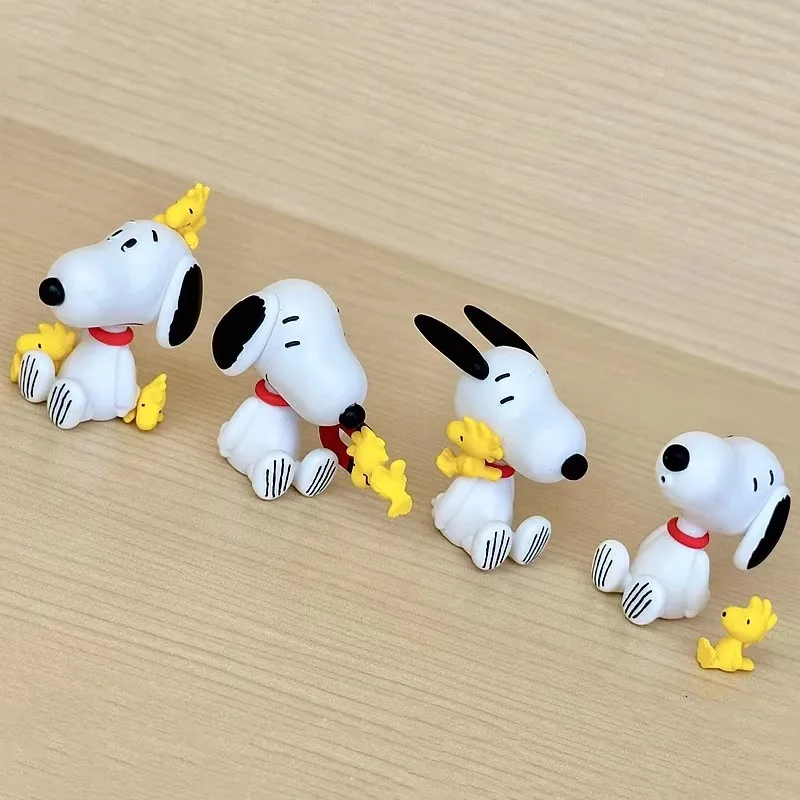 

TOMY Genuine 4Pcs Gashapon Peanuts Snoopy Toys For Kids Gift Collectible Model Ornaments