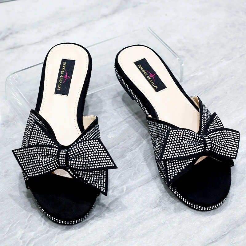 

Top Italian Designers 2023 Bright Diamond Uppers Summer Party Women's Shoes With Low Heel Slippers Bowknot Nigeria Women Shoe