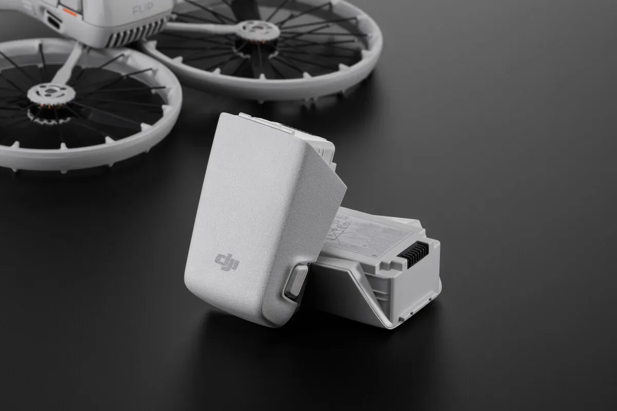 بطارية طيران ذكية DJI Flip لملحقات DJI Flip الأصلية الجديدة المتوفرة في المخزون