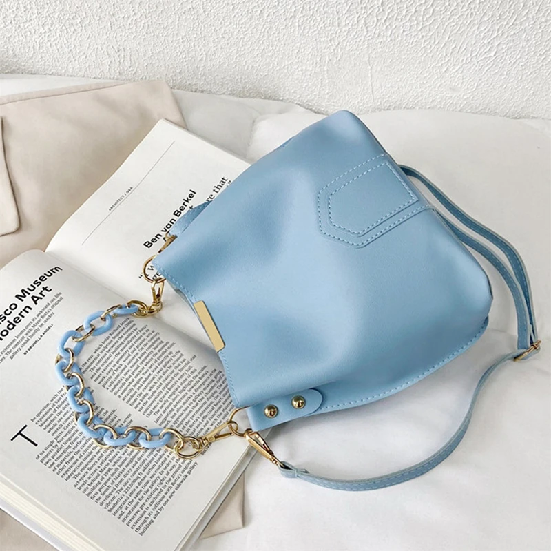 Retro Elegant Female Chain Tote Bucket Bag Women Chain Pu Leather Portable Handbag Travel Fashion Simple Shoulder Messenger Bag