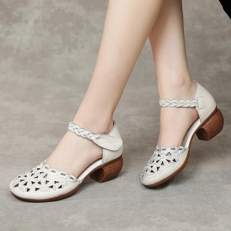 Low Sandals Woman Leather Shoes Lady 2024 High Heels Suit Female Beige Low-heeled New High-heeled Outside Summer Comfort Closed