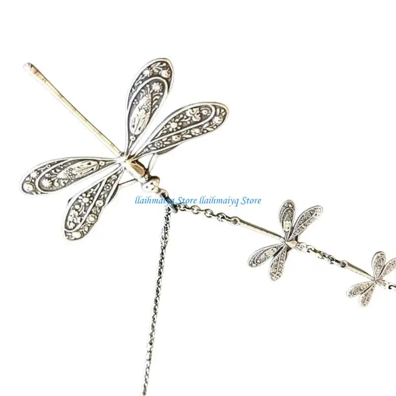 

573B Dragonflies Pendant Necklace Date Jewelry Intricate Charm Necklace Alloy Texture Perfect for Music Festival Fashion Shows