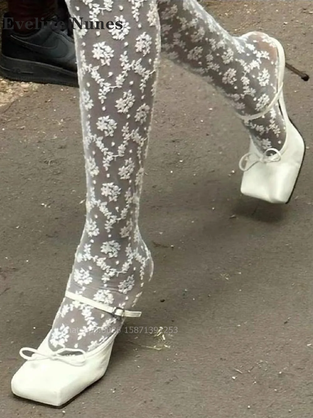 Sandales peu profondes avec nœud pour femmes, talon carré Parker en métal, sangle avant, talons hauts, sangle de structure, toboggans sexy à enfiler sur le côté, 2024