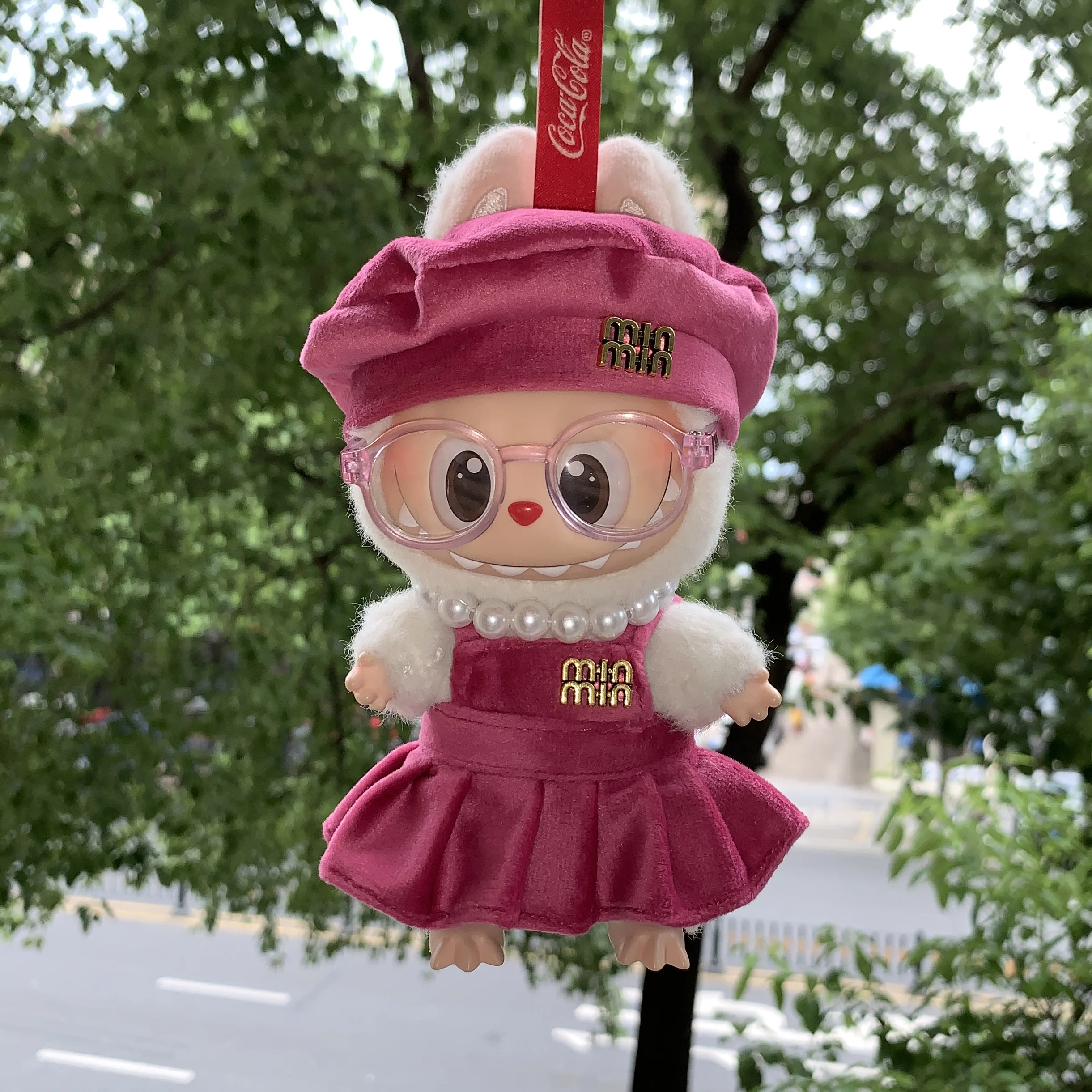 

New handmade custom doll clothes, beret, pleated skirt, lady style, suitable for 15-17cm Labubu, a cute gift