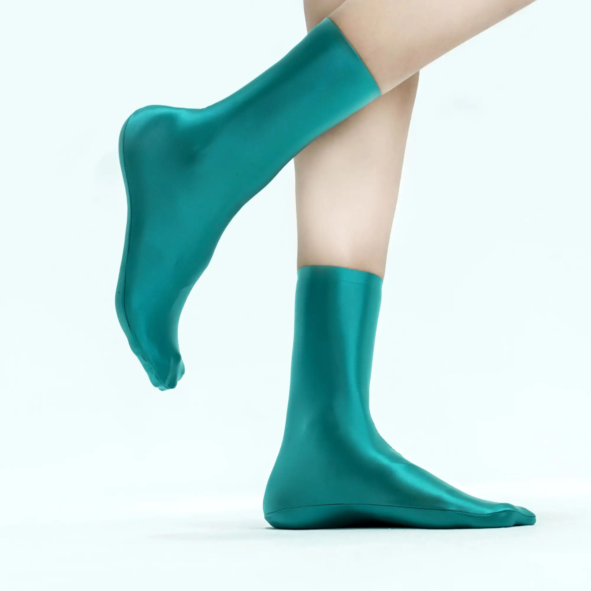 

Глянцевые носки в маске, сексуальные высокие гладкие носки, шелковистые носки средней длины, повседневные носки