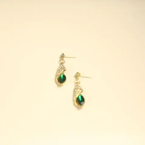 2024 Модные серьги в форме сердца для женщины в подарок