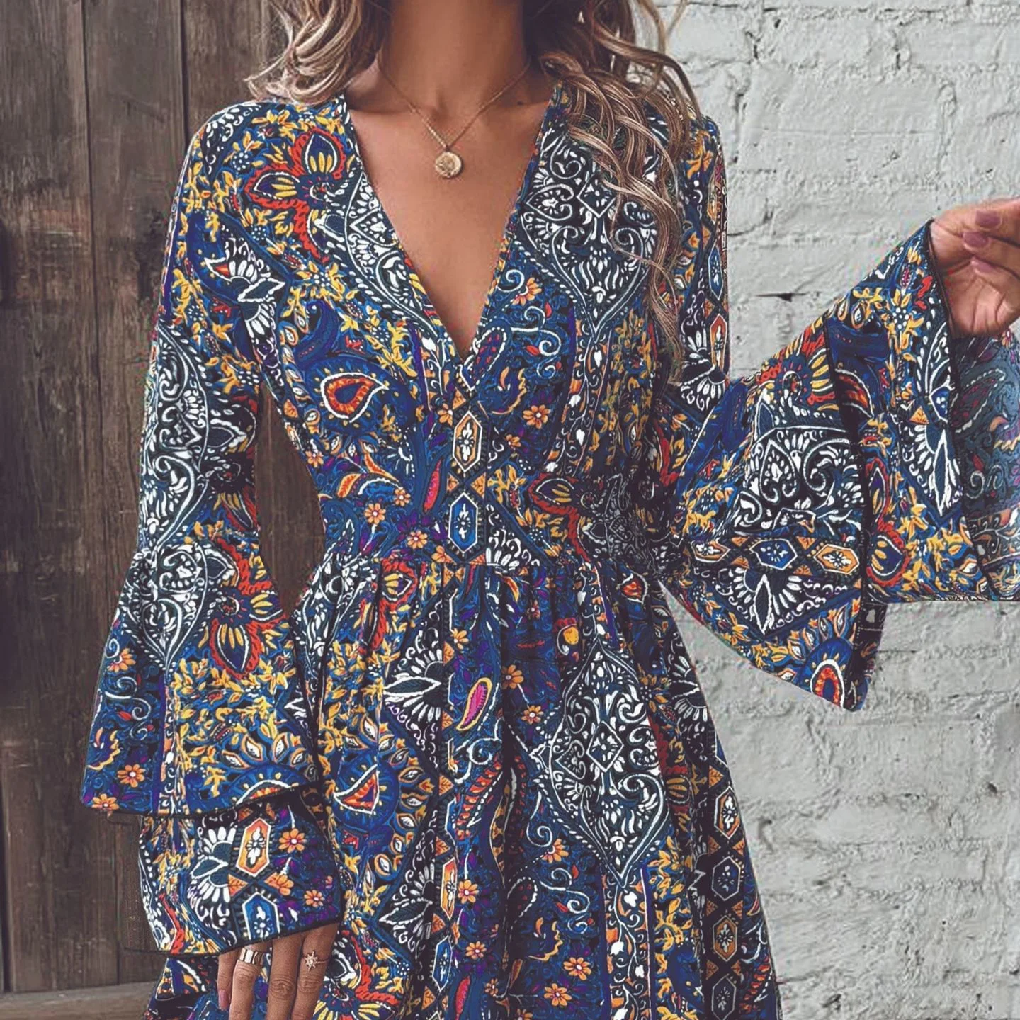 

Fashion printed flared sleeve dress women summer retro mini V-neck dress for women 2025