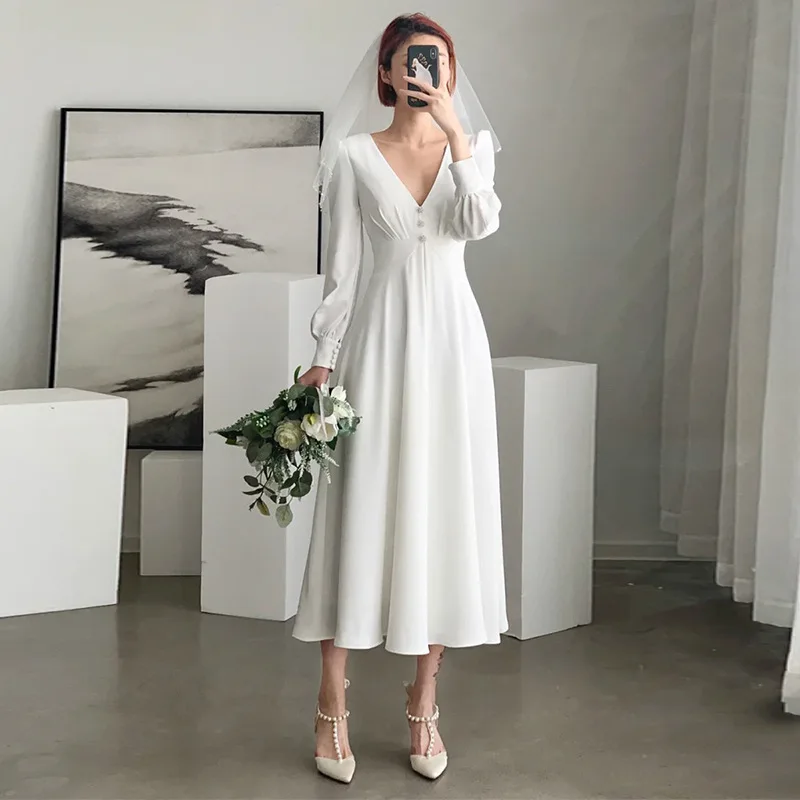 Spring wedding and daily wear women's long sleeved elegant white evening gown