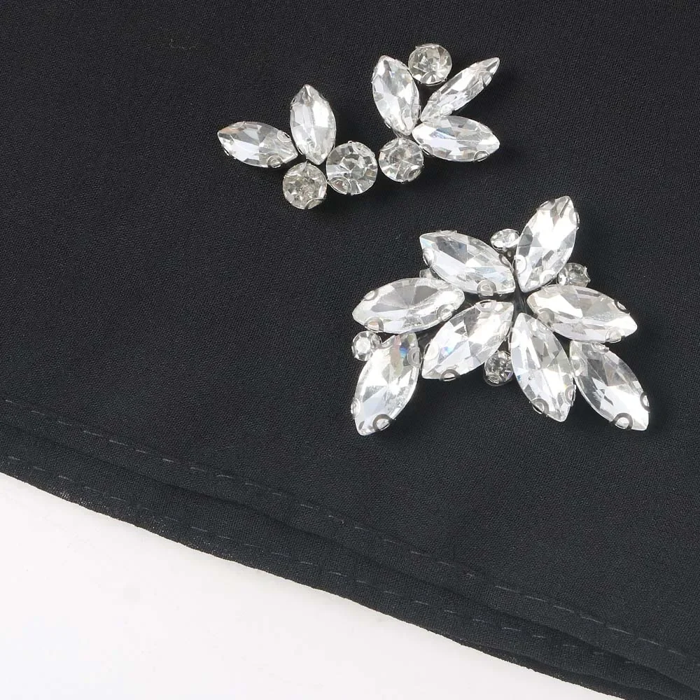 5Pcs/set Rhinestone Flower Stickers Rhinestones Ornament Crystal Iron On Patch for Clothing Shoe Bag Clothes Accessories