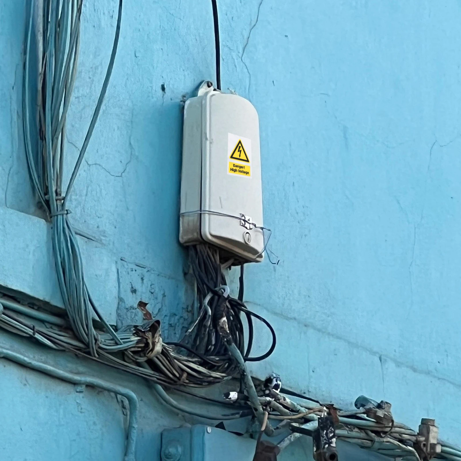 

High Voltage Warning Labels Stickers Safety Signs Electric Fence Caution Signage Waterproof Strong Adhesive Durability