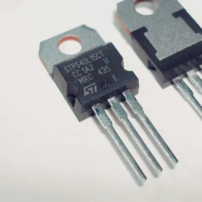10PCS/STPS40L15CT TO-220AB-3 Original Genuine Goods in Stock