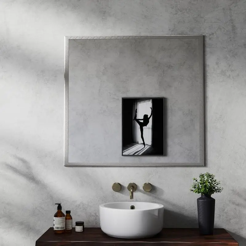 قم بتحويل حمامك بمرآة ألومنيوم مقاس 32 بوصة بلمسة نهائية فضية #4