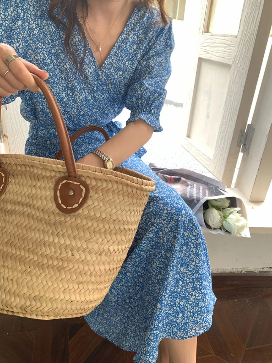 กระโปรงทรงเอ ผ้าพัฟฟ์ ลายดอกไม้สีฟ้า  สำหรับผู้หญิง เอวสูง มีเข็มขัด  แบบไขว้  สไตล์เกาหลี  สำหรับฤดูใบไม้ผลิและฤดูร้อน