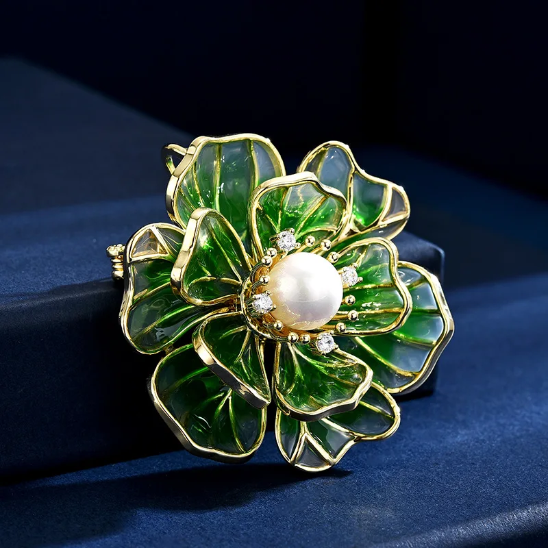 Elegant Vintage Design Retro Corsage Exquisite Atmosphere Pearl Zircon Begonia Flower Women's Brooch Accessories Enamel Pins