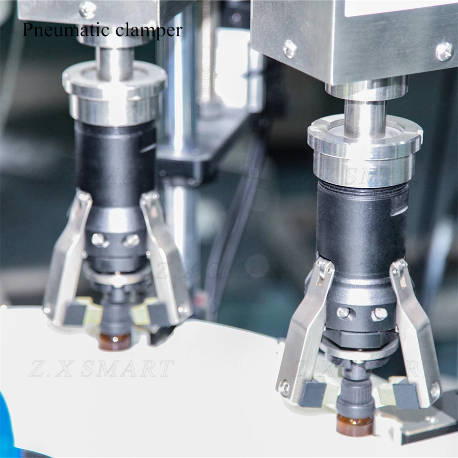 Tappatrice per riempimento liquido per bottiglie piccole per smalto monoblocco automatico per olio essenziale