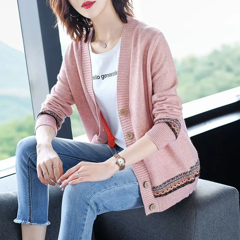 Autumn and Winter Women's New Style Knitted Cardigan Thin Edition 2024 Internet Red Edition Outer Top Sweater Coat