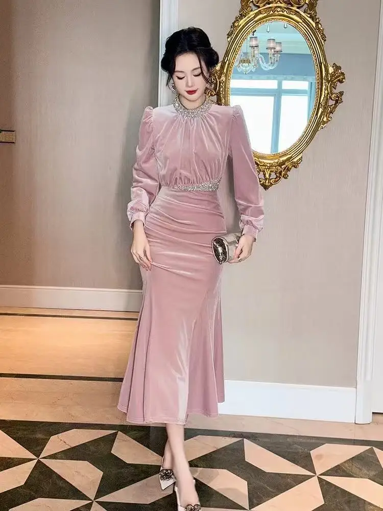 2025 Lente Herfst Vrouwen Stand Kraag Parels Kralen Hoge Taille Fluwelen Trompet Jurk, Vrouw Kleding Slanke Velours Zeemeermin Jurken