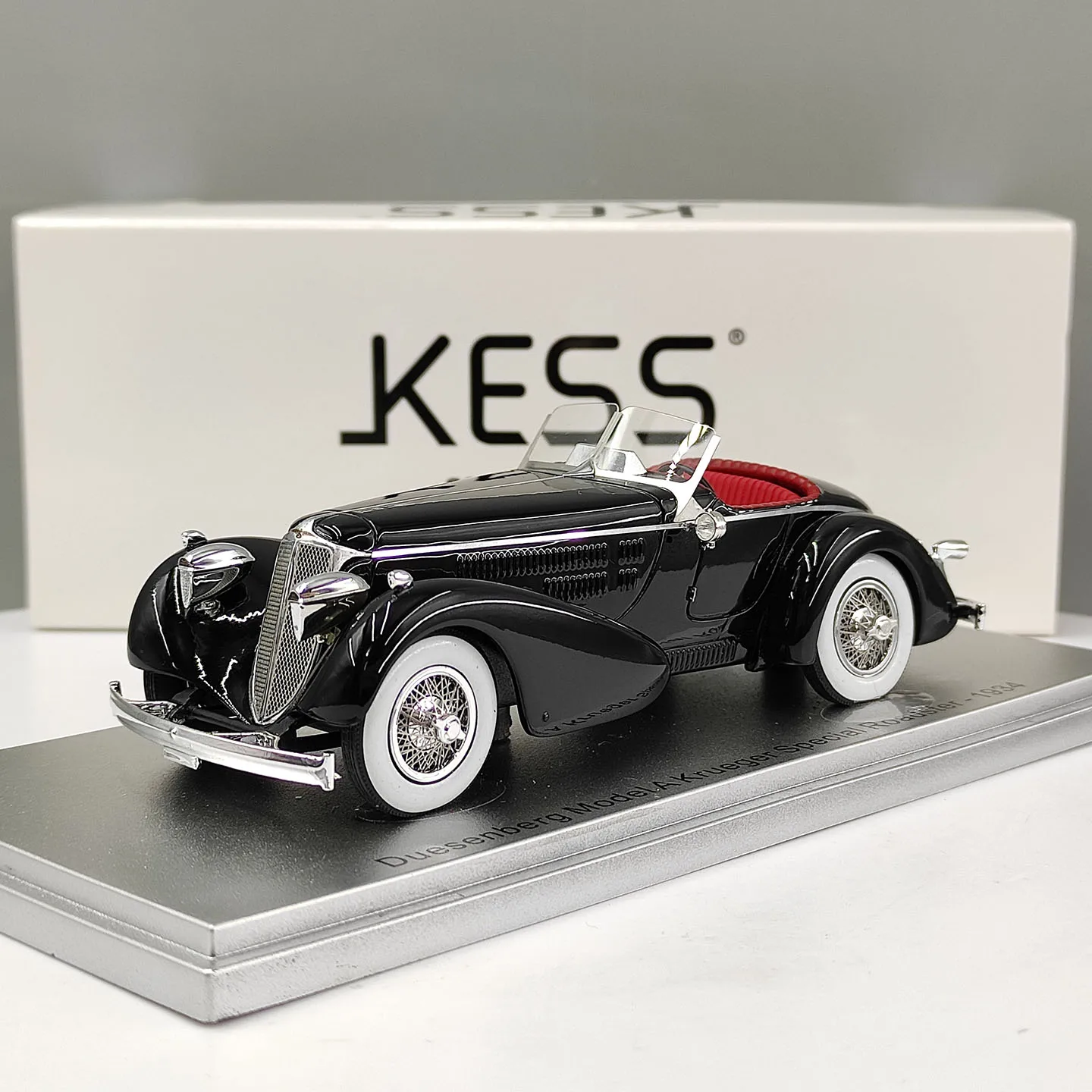 KESS 1:43 Scale Special Roadster 1934 Resin Car Model