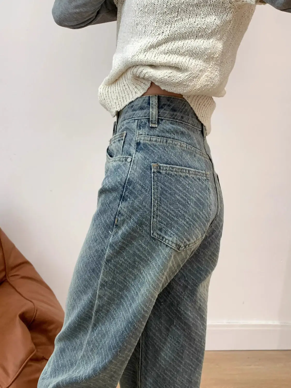 Design Textured Jacquard Loose Straight Jeans For Women In Autumn And Winter New Retro High-Waist Slim Narrow Wide-Leg Pants