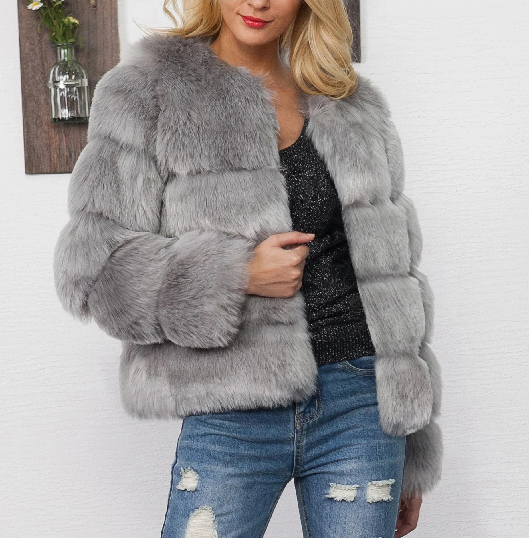 

Women Faux Fur Short Coat Round Neck Full Sleeve Thick Warm Y2K Streetwear Elegant Jacket Autumn Winter