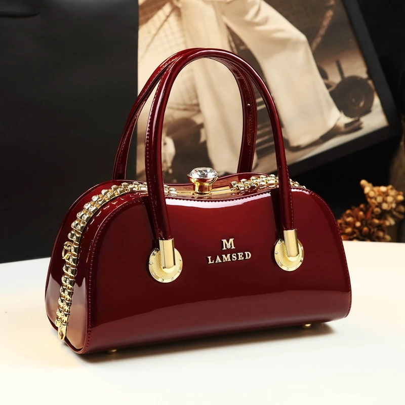 2024 New Women\'s Bag, Small and Versatile Design, Lacquer Leather, High Grade Feeling Crossbody Handbag