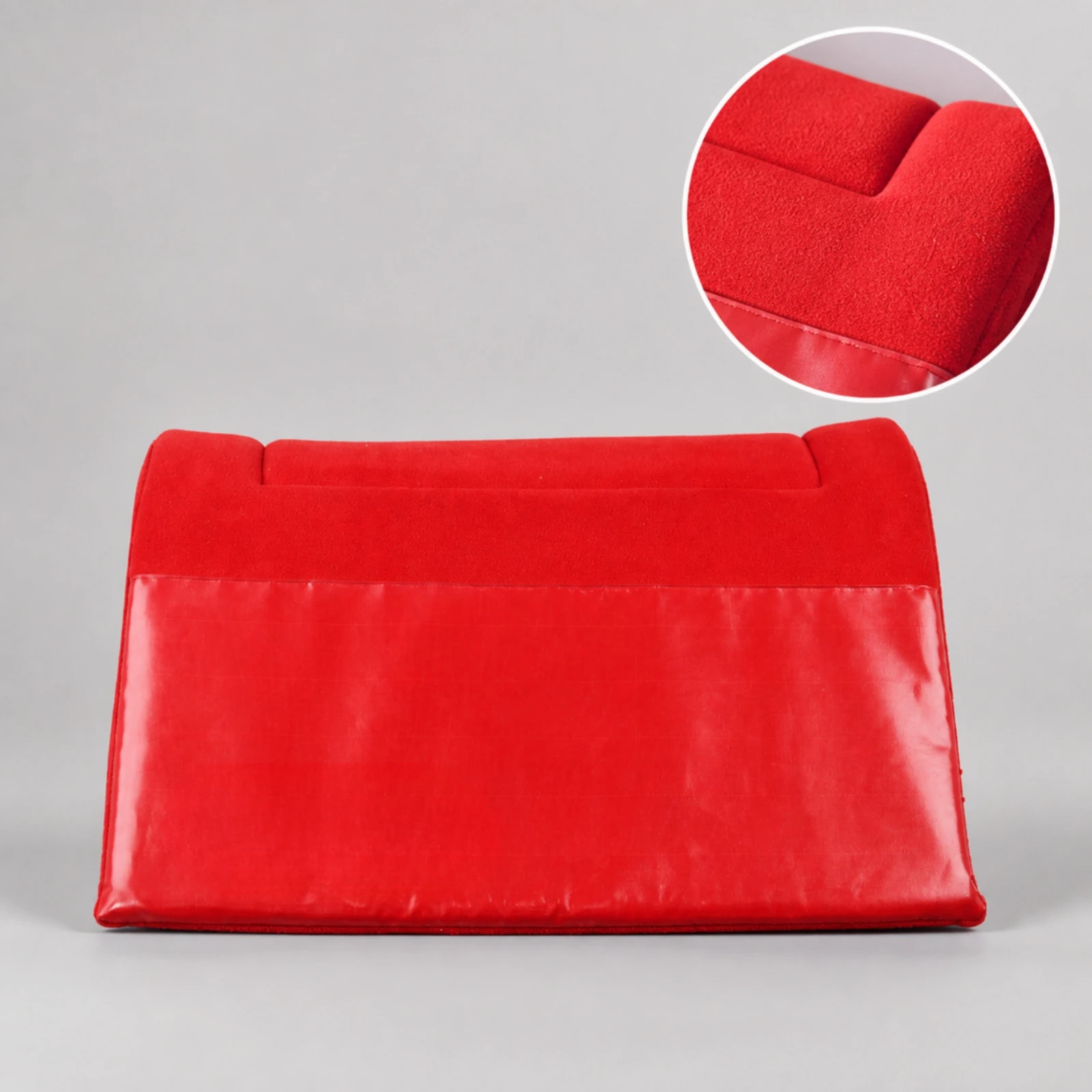 Saddle Sweat Pad Impact-Reducing Universal Saddle Pad with Sponge Core Wipe-Clean for Horse Riders, Everyday Riding, Training