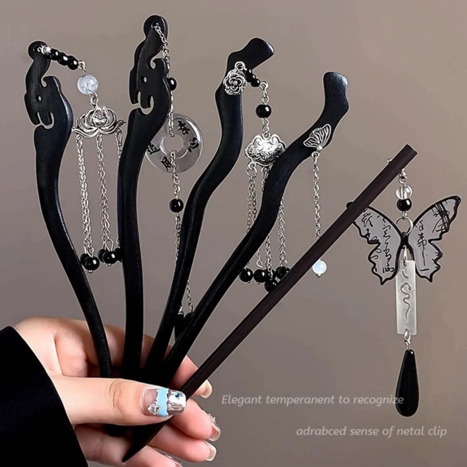 Light Luxury Wooden Tassel Hairpin For Women Vintage Ink Butterfly Pendant Hair Stick Chinese Style Ebony Wood Hair Accessories