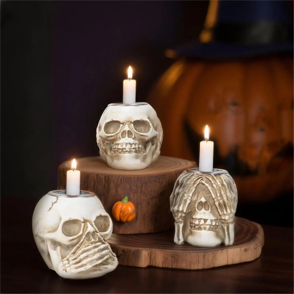 lookme Halloween Skull Candle Holder, Table Decor Centerpiece Candlesticks, Resin Horrible Spooky Creepy Crafts
