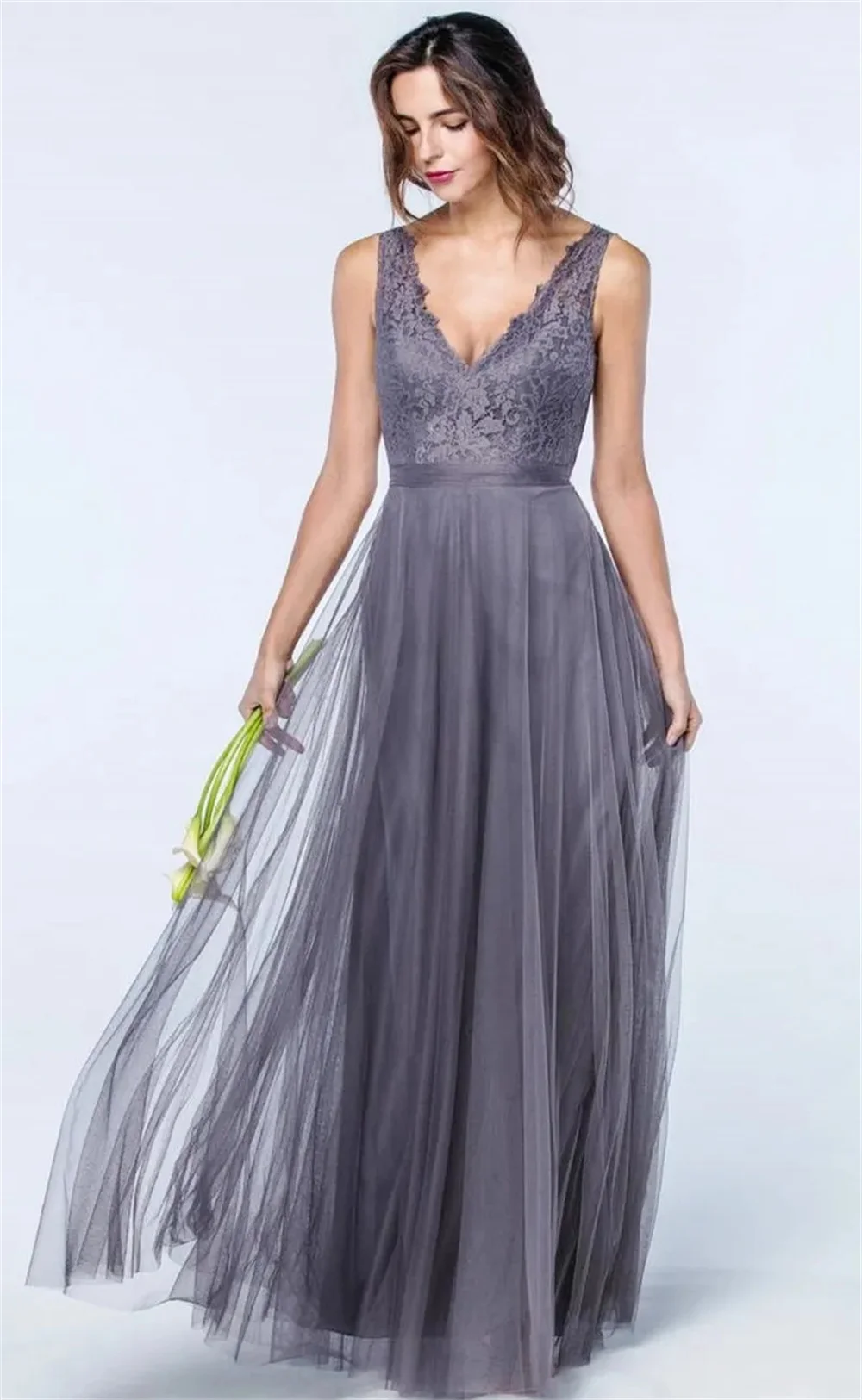 Simple Prom Dresses V-Neck Sleeveless Lace Appliques A-Line Tullle Floor-Length Evening Dress Bridesmaid Dress New Formal Dress